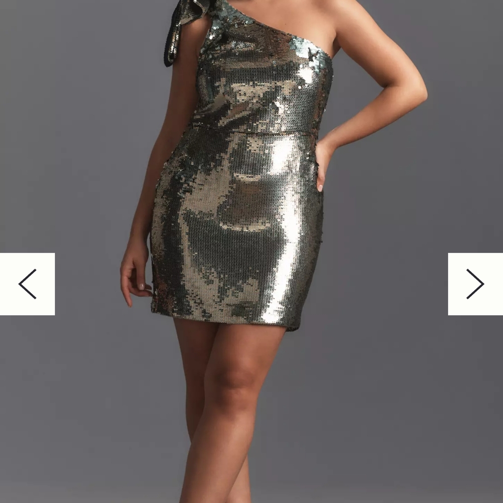 One-Shoulder Sequin Dress in Silver